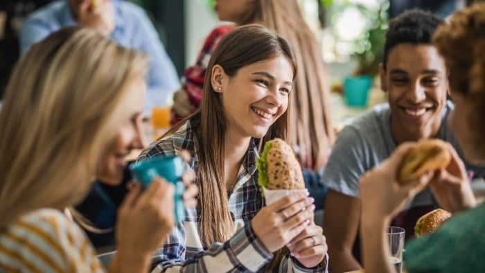 Lunsj med medstudenter